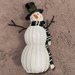 Fun Black & White 10” Resin Snowmen K & K Interiors